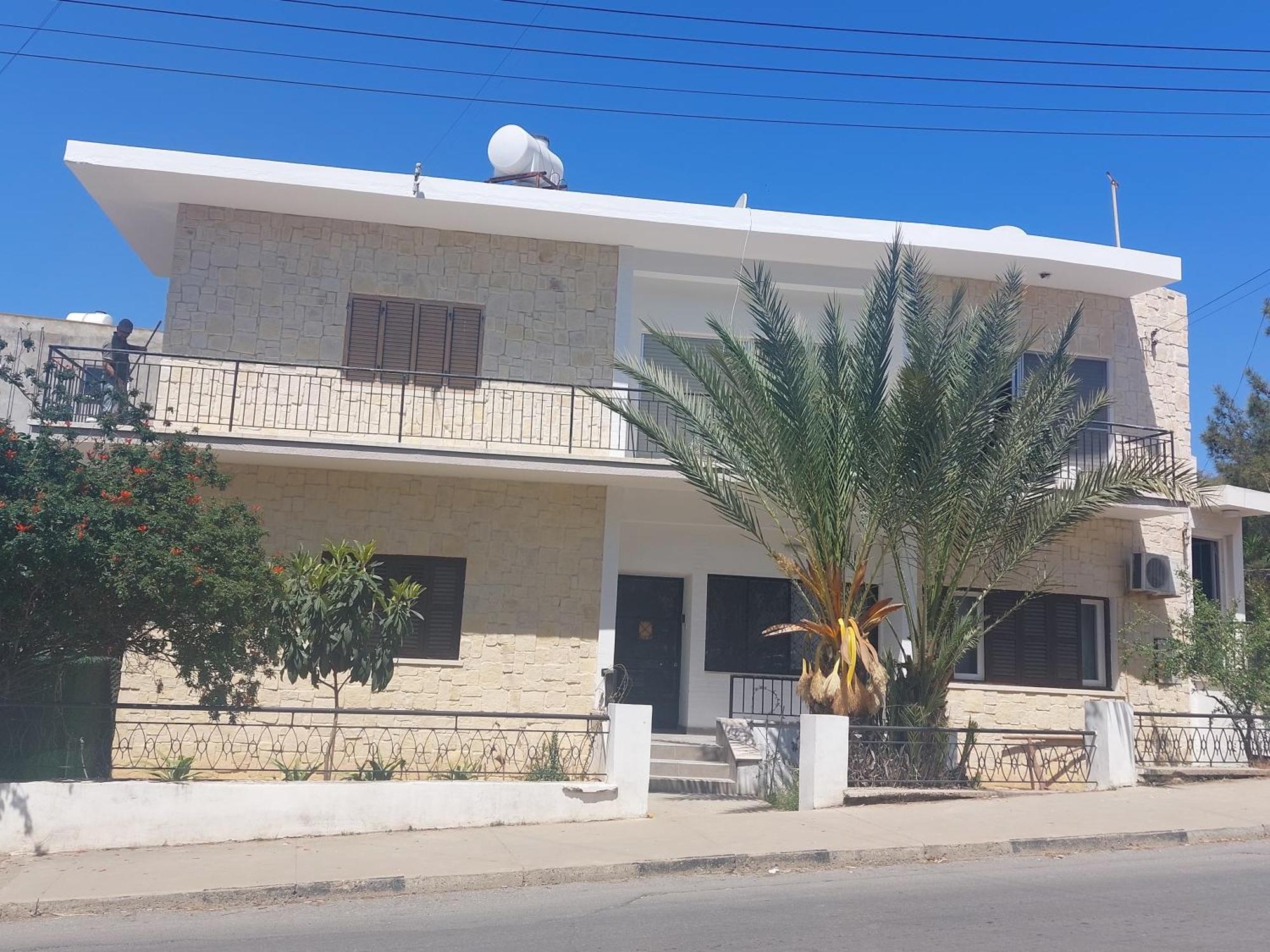 Secret Garden Guest House 02 Famagusta  Exteriör bild